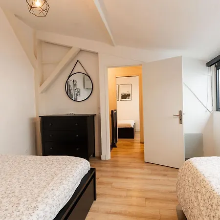Loft House 3 Bedroom Bastille, Marais Ac By Lcc Agency *