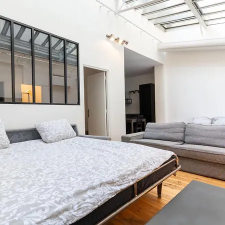 Loft House 3 Bedroom Bastille, Marais Ac By Lcc Agency